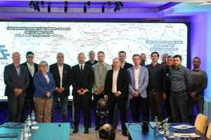 Transelectrica dă startul construcţiei a două linii electrice aeriene de 400 kV